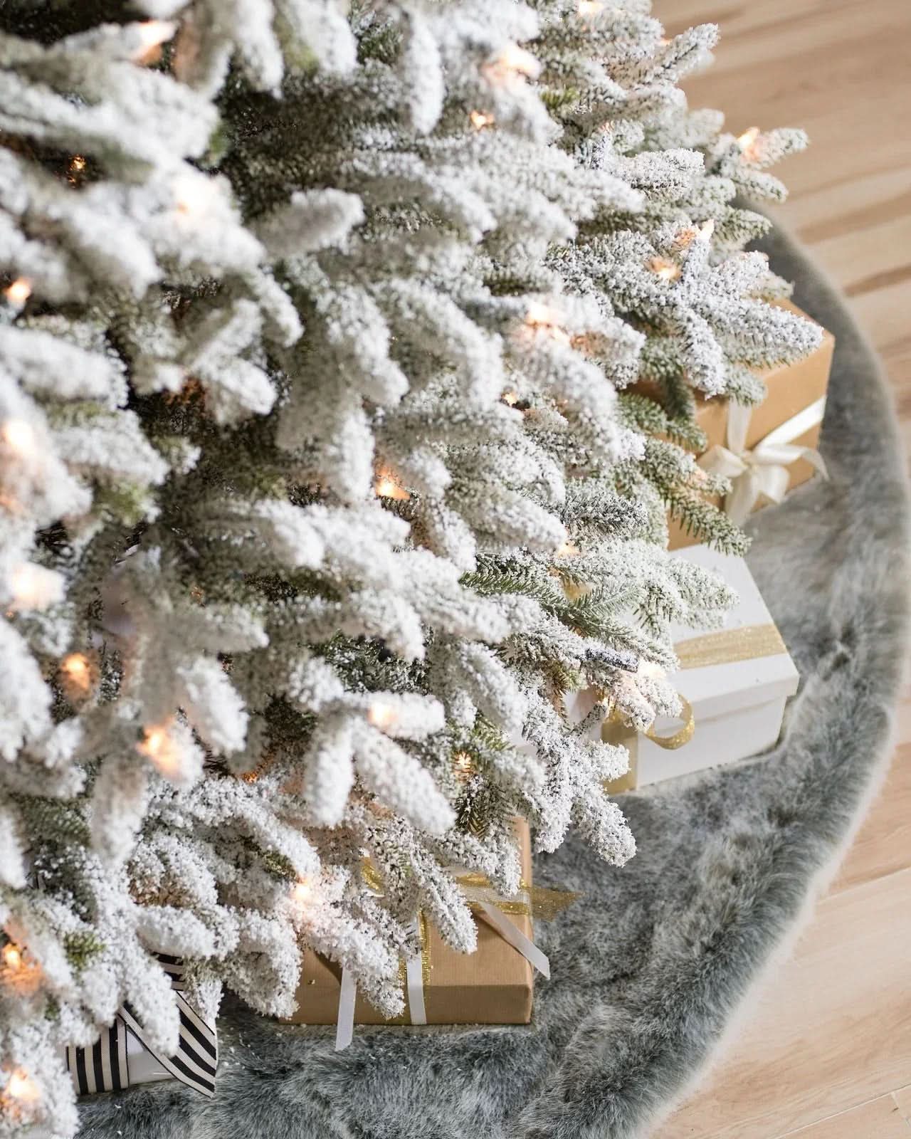 Nevada Frosted Fraser Christmas Tree with Hinged Branches, Metal Stand and Built-In Micro LEDs